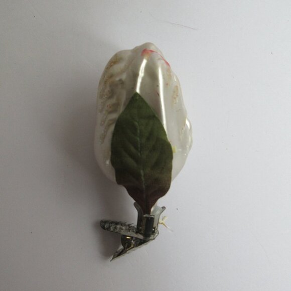 Rose Bud Flower Glass Clip On Christmas Ornament White Glitter Vintage - Picture 3 of 10